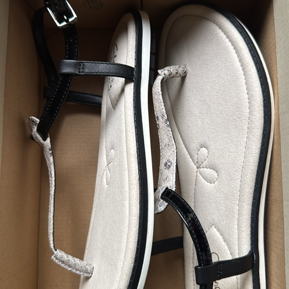 NWT Clarks Black Snake Sandals
